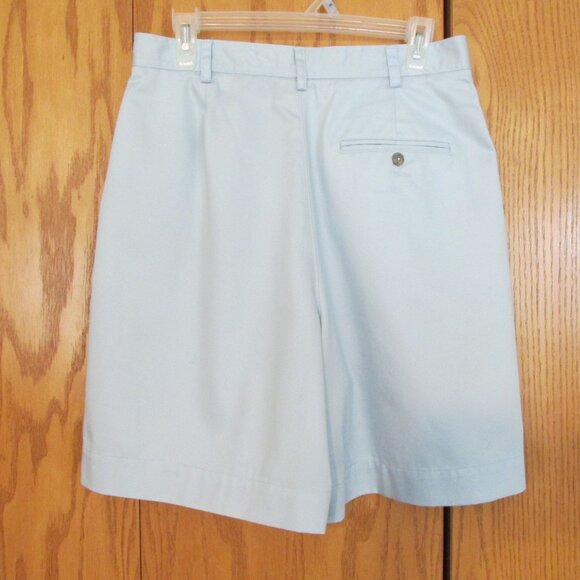 LIZ CLAIBORNE WOMENS SIZE 12 SHORTS LIGHT BLUE COTTON TWILL PLEATED TROUSER GOLF - Picture 6 of 9